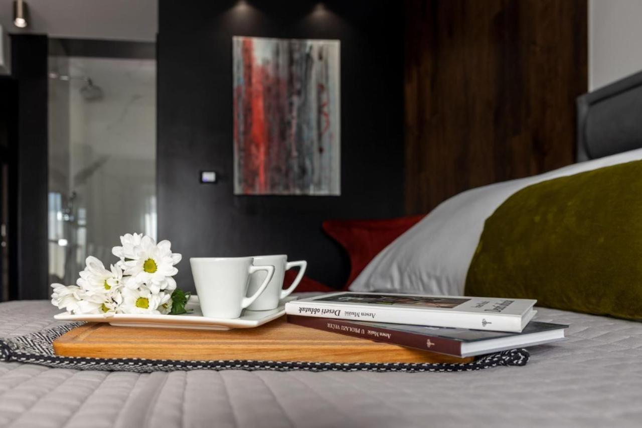 Roof 69 Rooms سبليت المظهر الخارجي الصورة